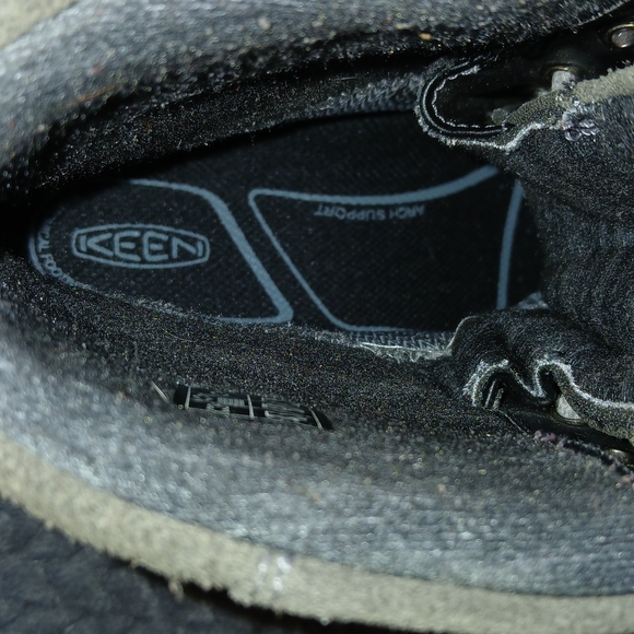 Keen Women Size 7 Heel To Toe Reisen Boot WP Black & Grey Combat Gorpcore - Picture 4 of 11